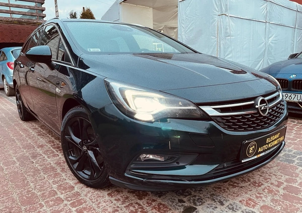 Opel Astra cena 57000 przebieg: 159900, rok produkcji 2016 z Żukowo małe 106